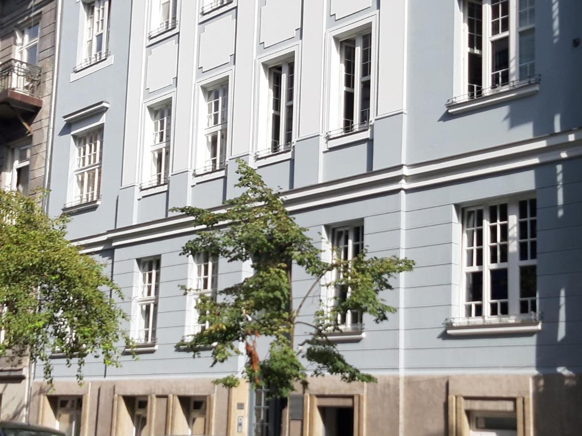 Topolowa Apartments - Self Check In - Next To Main Rail, 10 Min To Main Square Cracovia Exterior foto
